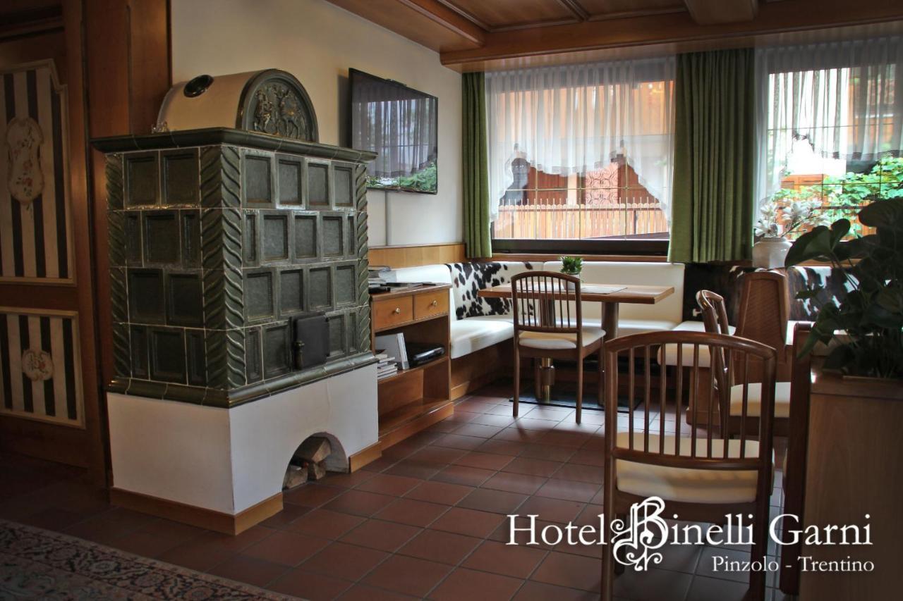 Hotel Binelli Pinzolo Buitenkant foto