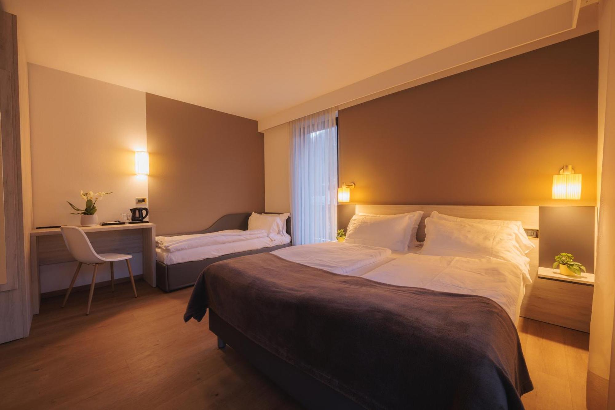 Hotel Binelli Pinzolo Buitenkant foto